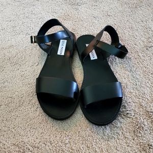 Steve Madden Flat Sandals